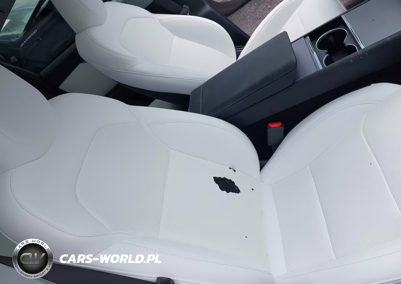 2026 Tesla Model Y VIN:7SAYGDEE3TF520244 - 20