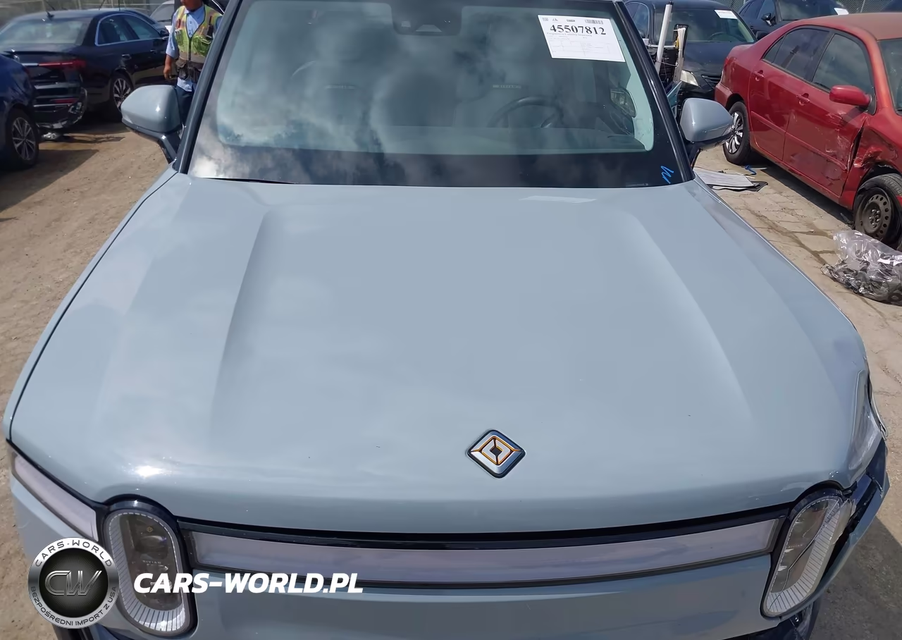 2023 Rivian R1T Adventure-Adventure Dual Motor Large Pack-Adventure Dual Motor Max Pack VIN:7FCTGBAA7PN029398 - 10