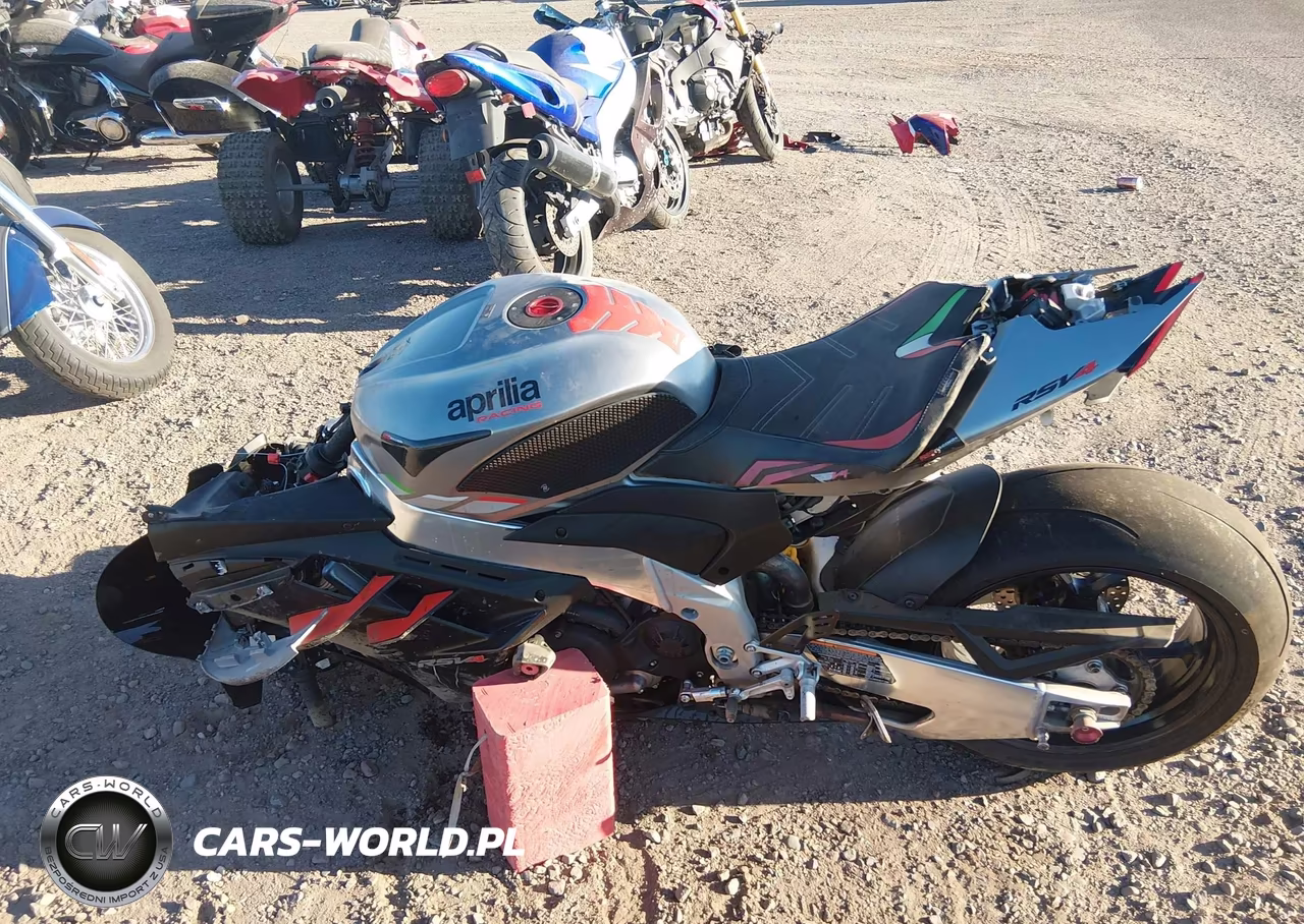 2021 Aprilia Rsv4 1100 VIN:ZD4KYUA06MS000137 - 13
