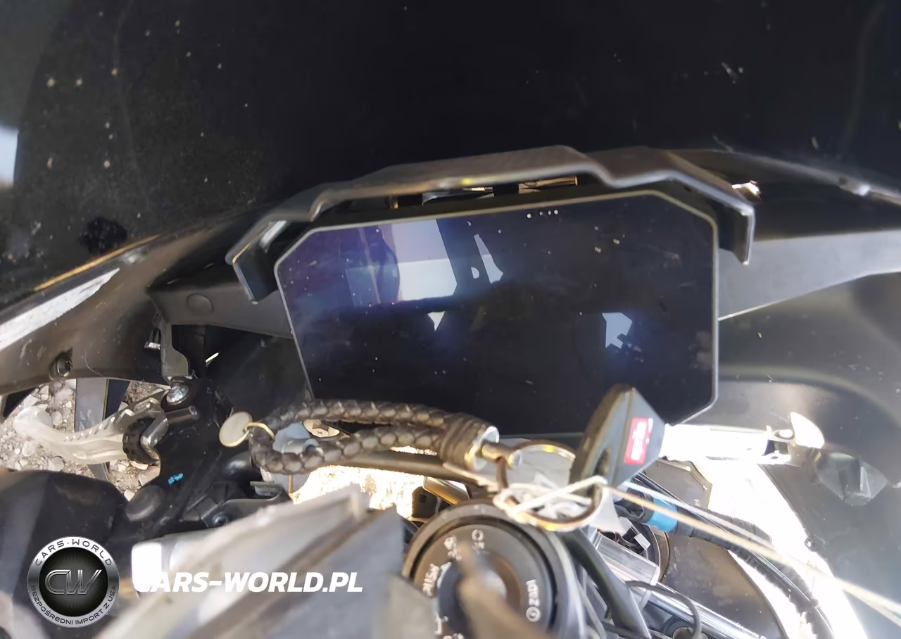 2021 Aprilia Rsv4 1100 VIN:ZD4KYUA06MS000137 - 7