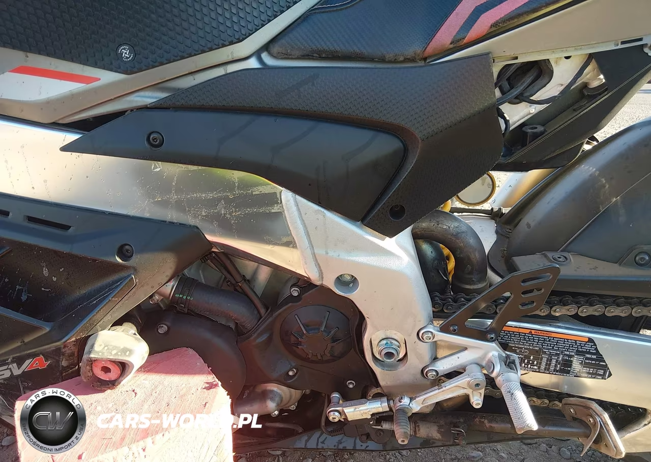 2021 Aprilia Rsv4 1100 VIN:ZD4KYUA06MS000137 - 9