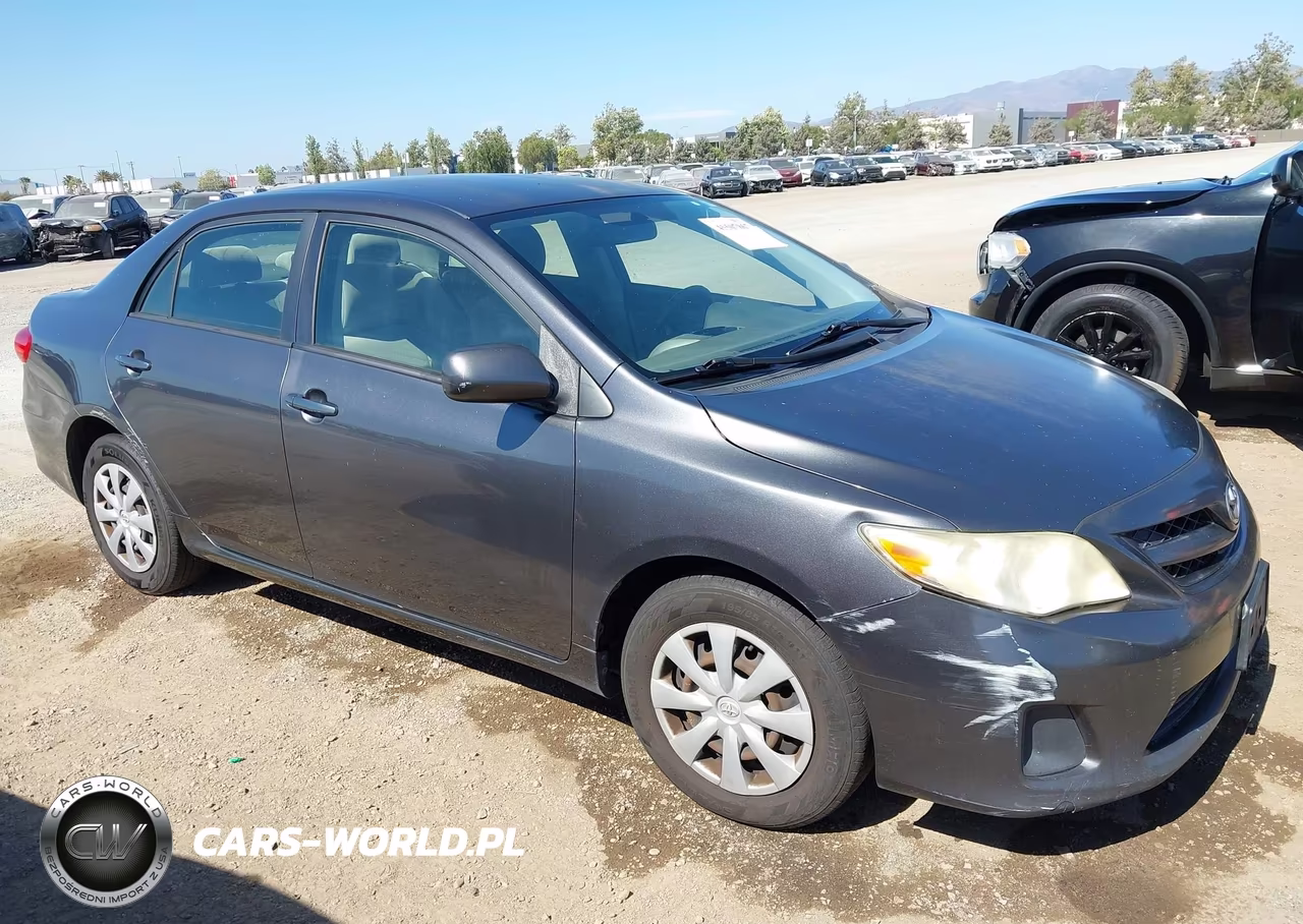 2011 Toyota Corolla Le – zdjęcie 1 z 11