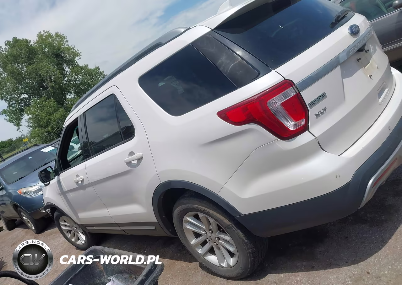 2016 Ford Explorer Xlt VIN:1FM5K7D84GGA03814 - 15