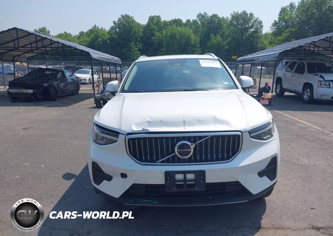 2025 Volvo Xc40 B5 Core Bright Theme VIN:YV4L12UJ0S2495863 - 12