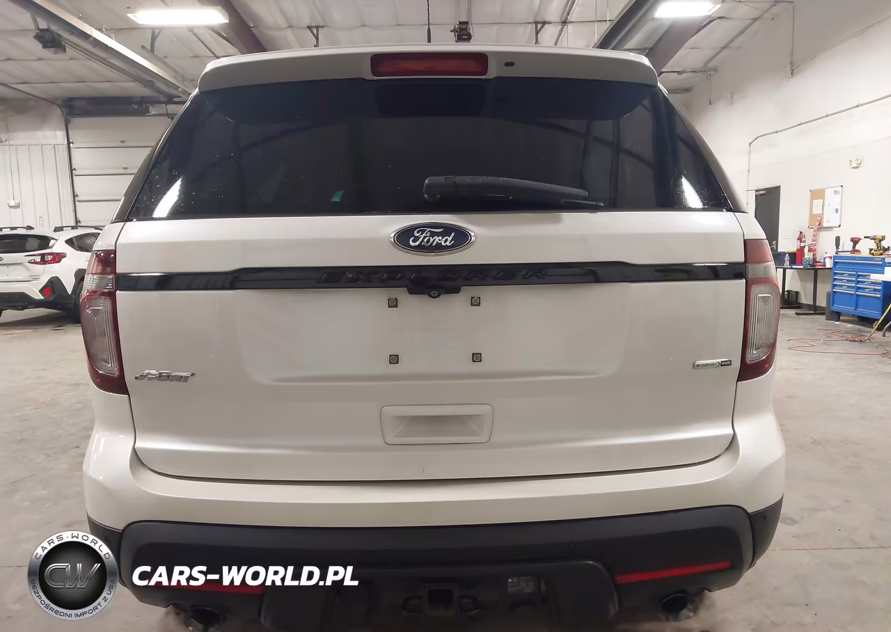 2015 Ford Explorer Sport VIN:1FM5K8GT0FGA73010 - 16