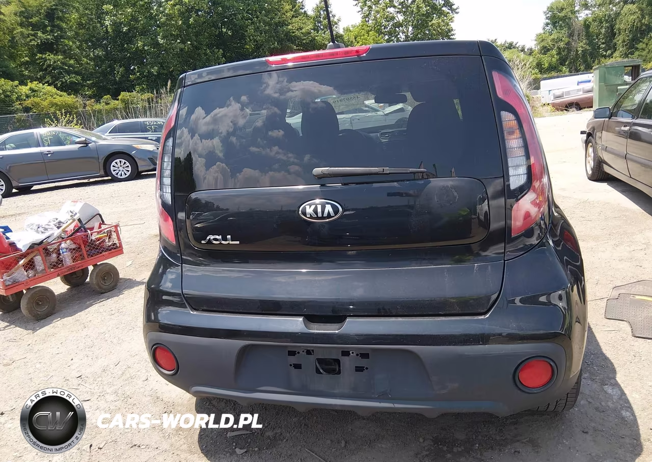 2018 Kia Soul VIN:KNDJN2A23J7900496 - 16