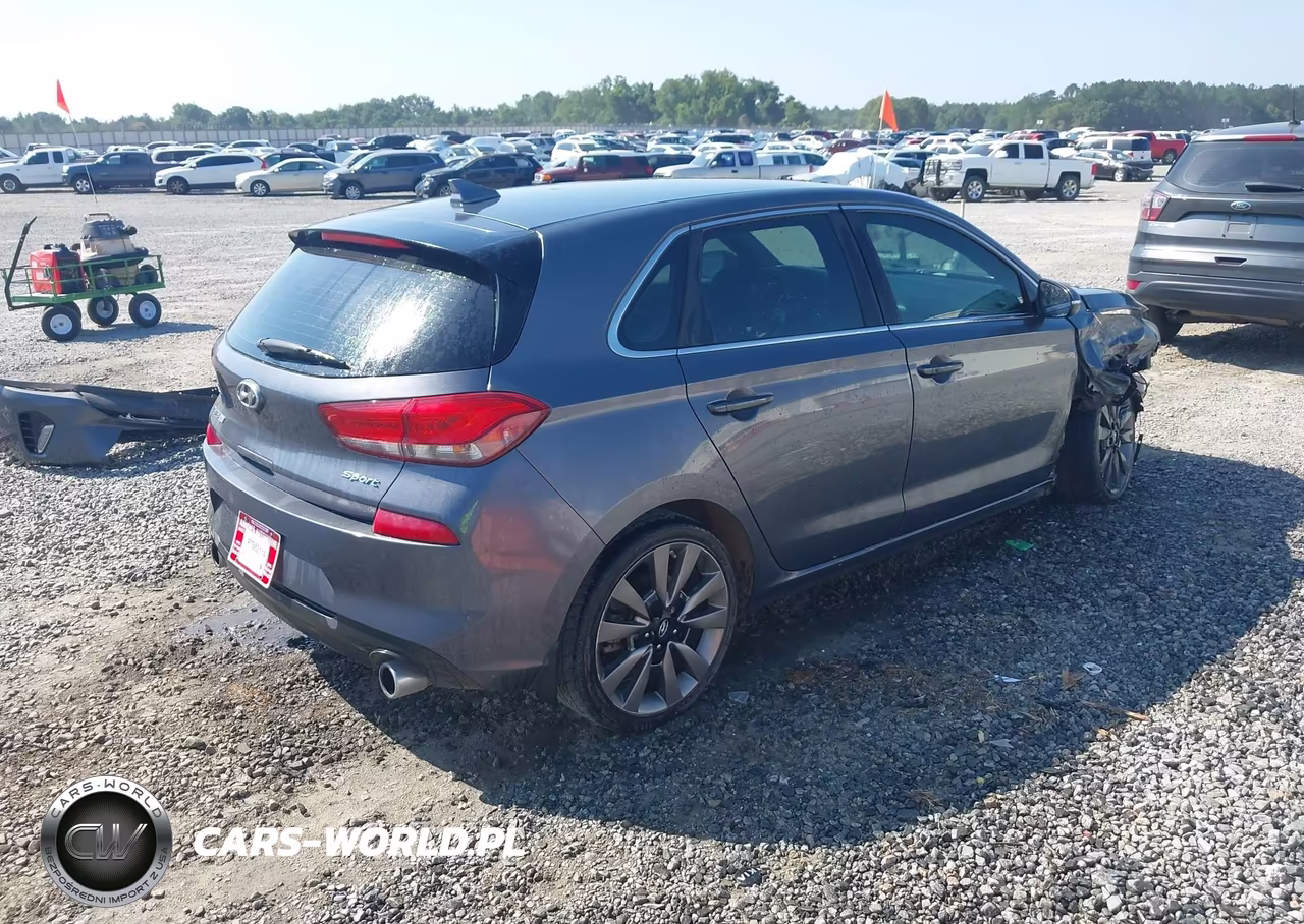 2018 Hyundai Elantra Gt Sport VIN:KMHH55LC5JU038305 - 4