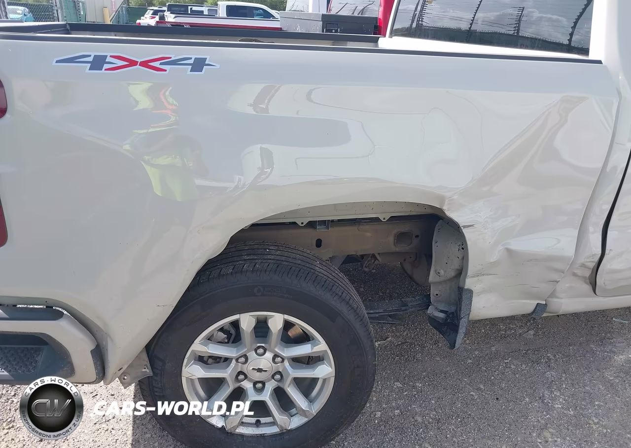 2026 Chevrolet Silverado 1500 4Wd Short Bed Rst VIN:1GCUKEED4TZ199042 - 6