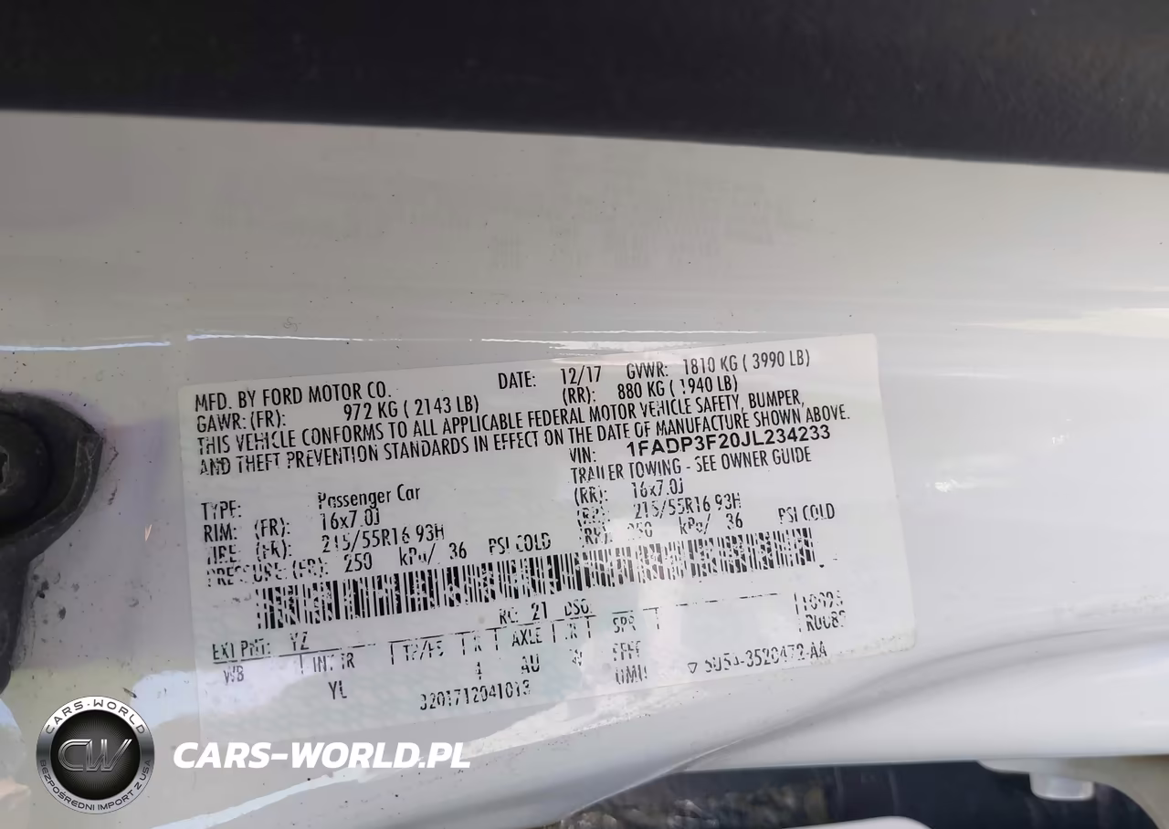 2018 Ford Focus Se VIN:1FADP3F20JL234233 - 9