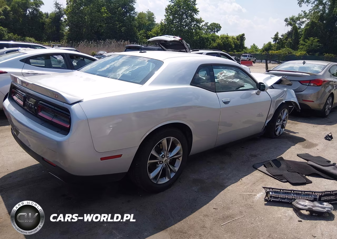 2021 Dodge Challenger Sxt Awd VIN:2C3CDZGG2MH547477 - 4