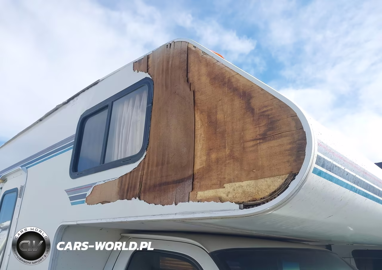 1998 Chevrolet Cutaway Rv VIN:1GBJG31J7W1028295 - 24