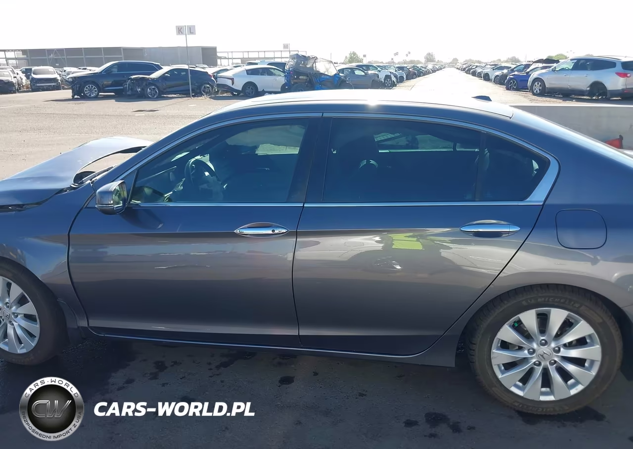 2013 Honda Accord Touring VIN:1HGCR3F96DA038702 - 15