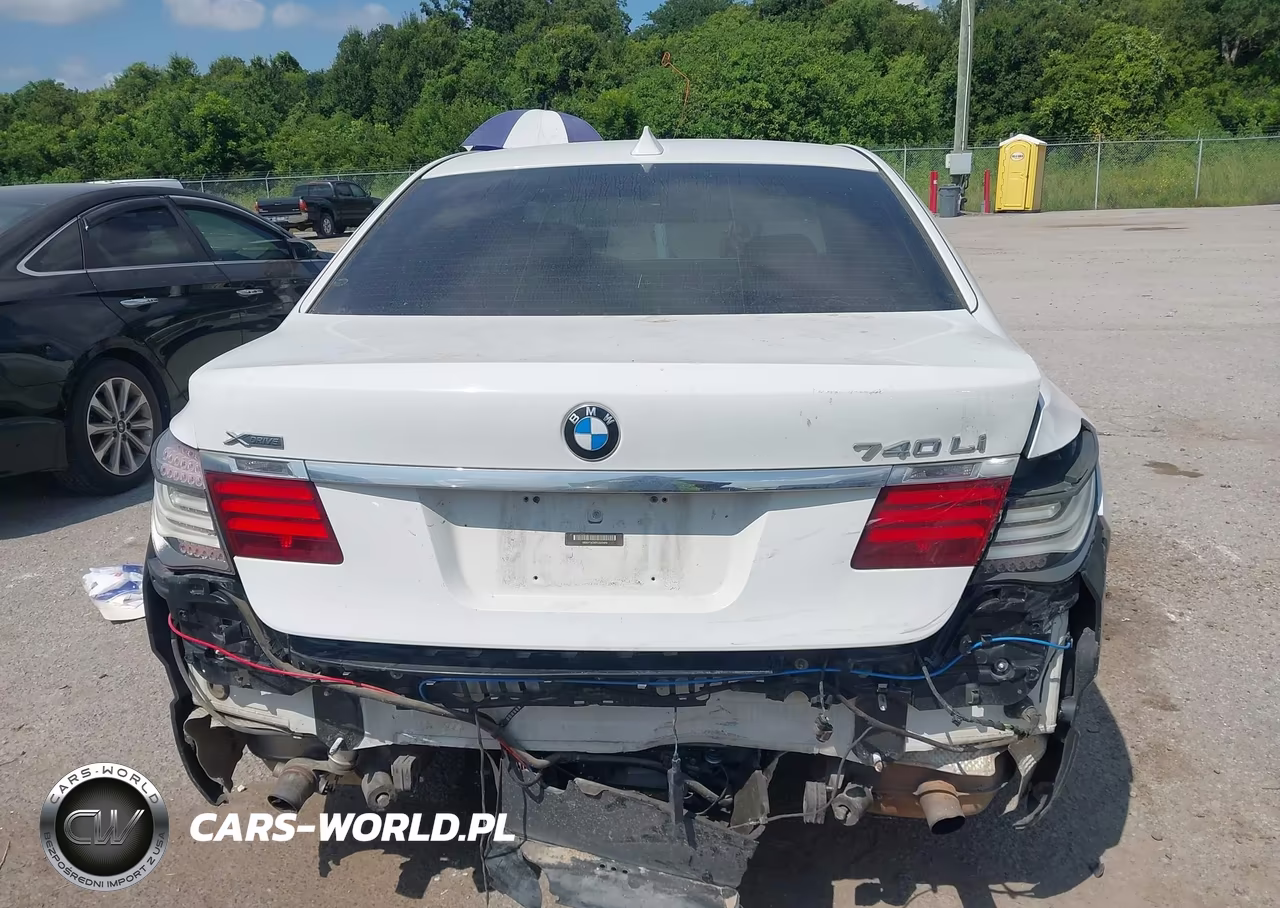 2015 BMW 740Li xDrive VIN:WBAYF4C56FGS99409 - 16