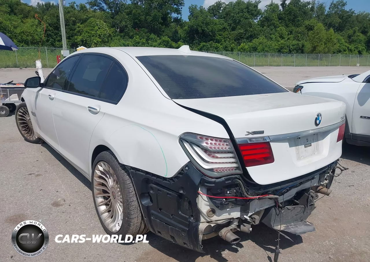 2015 BMW 740Li xDrive VIN:WBAYF4C56FGS99409 - 3