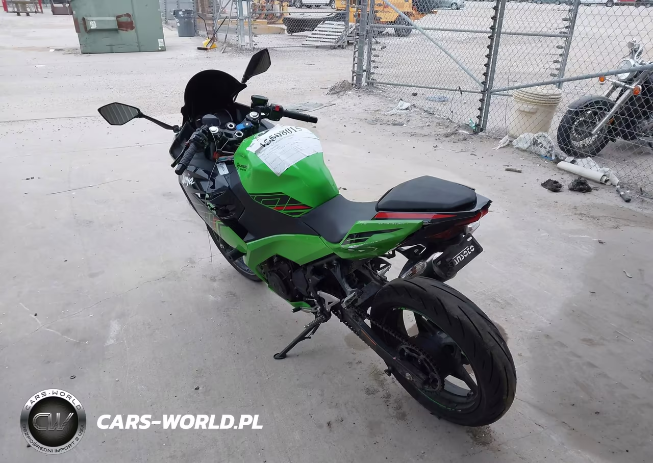 2023 Kawasaki Ex400 VIN:JKAEXKH10PDAM6759 - 3