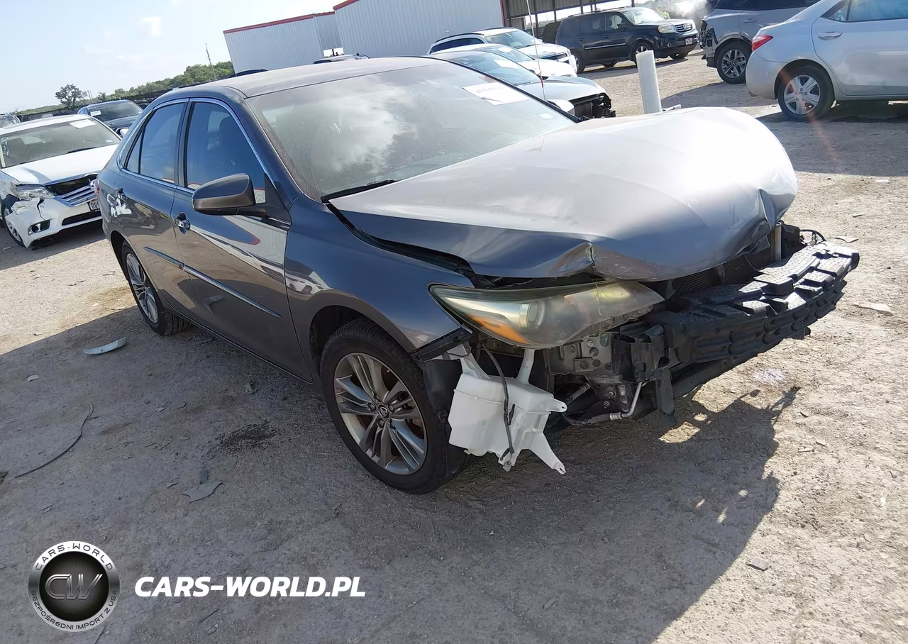 2016 Toyota Camry Se – zdjęcie 1 z 17