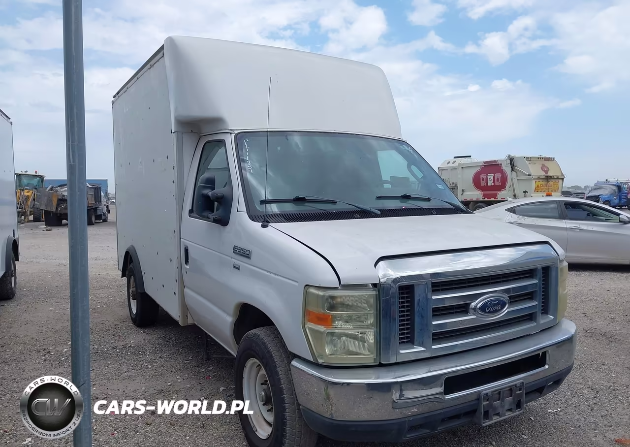 2009 Ford E-350 Cutaway – zdjęcie 1 z 16