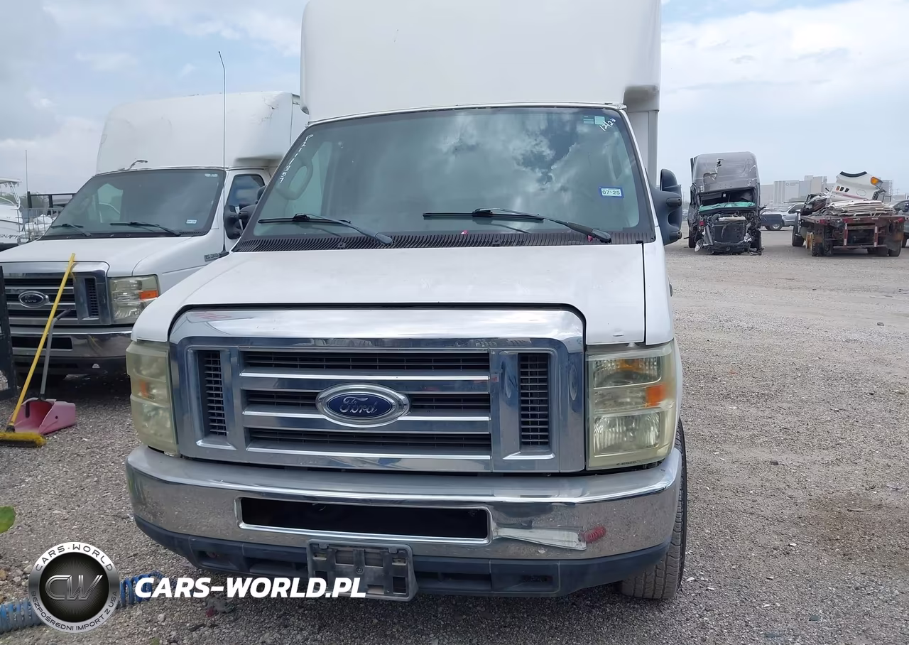 2009 Ford E-350 Cutaway VIN:1FDSE35L19DA03392 - 12