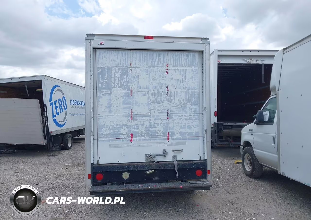 2009 Ford E-350 Cutaway VIN:1FDSE35L19DA03392 - 16