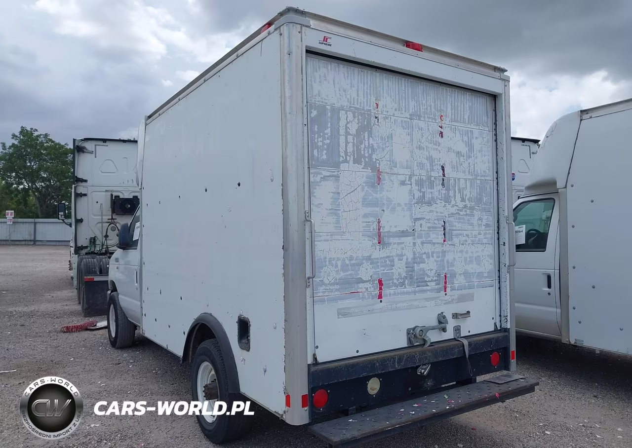 2009 Ford E-350 Cutaway VIN:1FDSE35L19DA03392 - 3