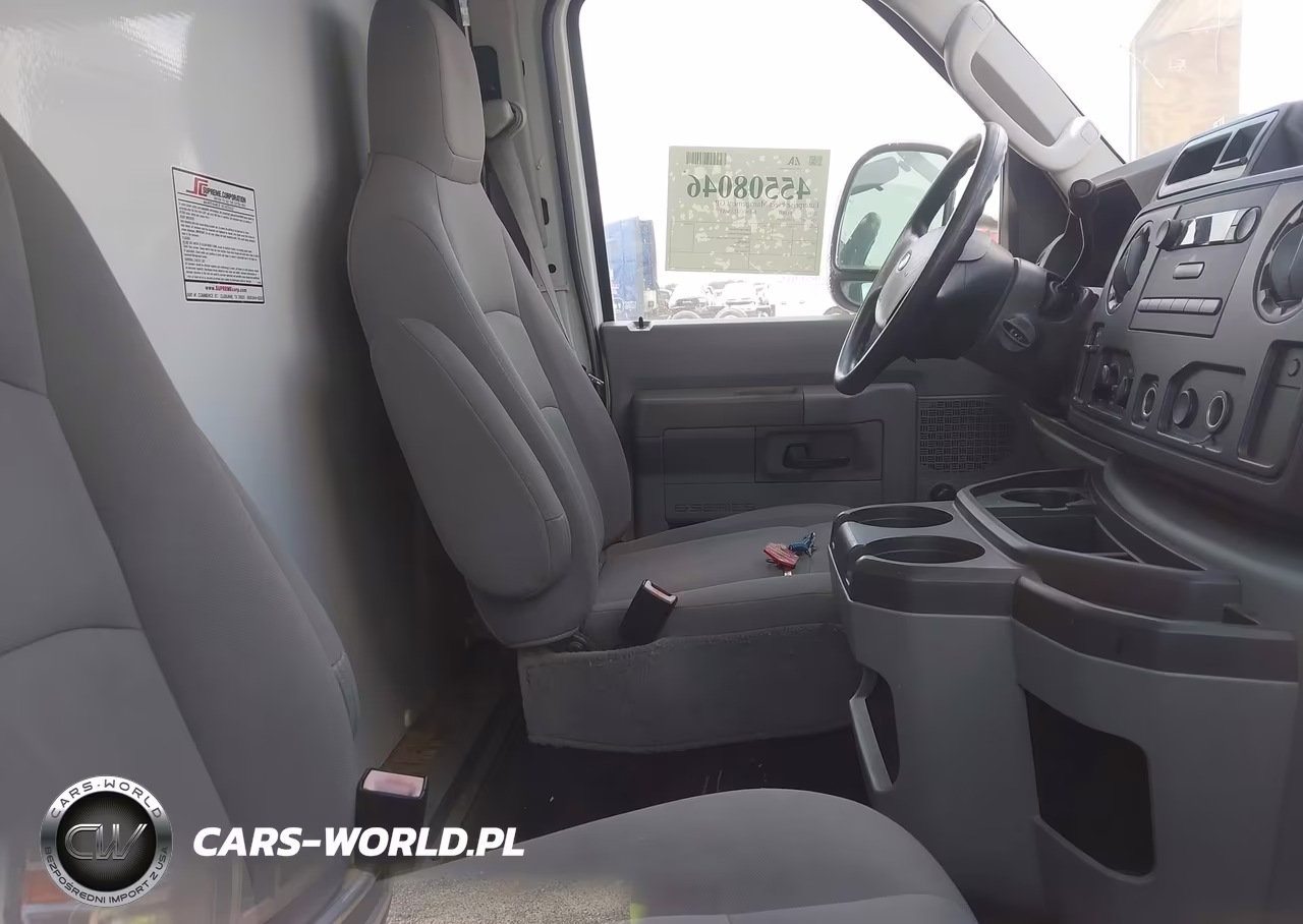 2009 Ford E-350 Cutaway VIN:1FDSE35L19DA03392 - 6