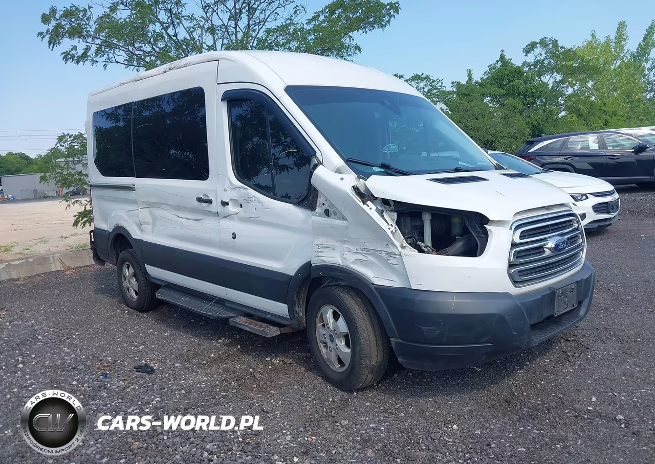 2019 Ford Transit-150 Xlt