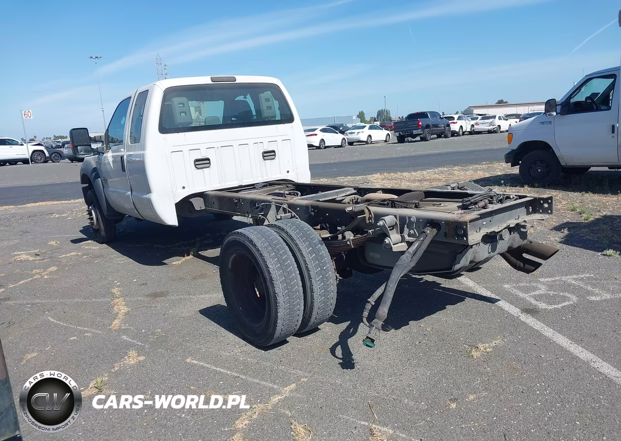 2016 Ford F-450 Chassis Lariat-Xl-Xlt VIN:1FD0X4GTXGEA83688 - 3