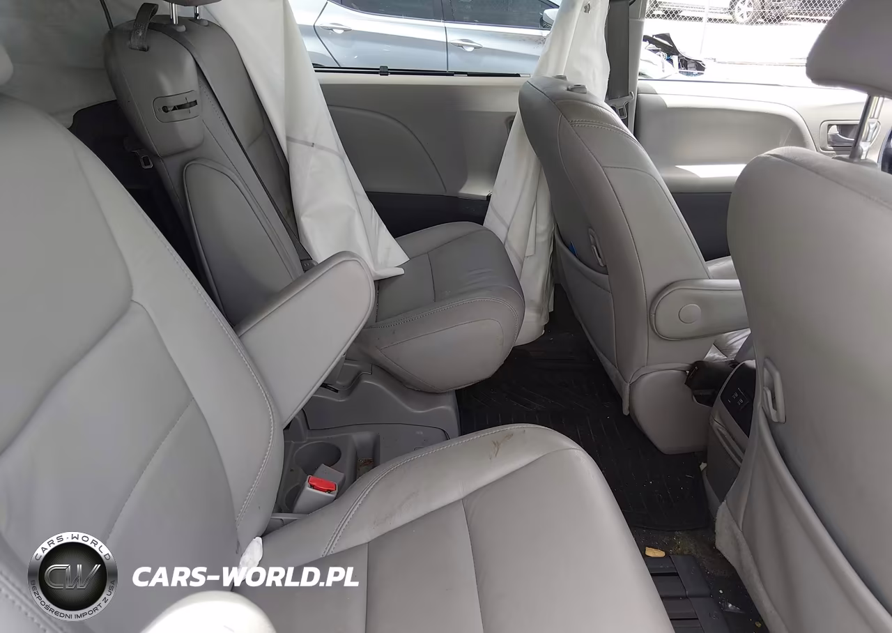 2019 Toyota Sienna Xle 8 Passenger VIN:5TDYZ3DC6KS975326 - 8