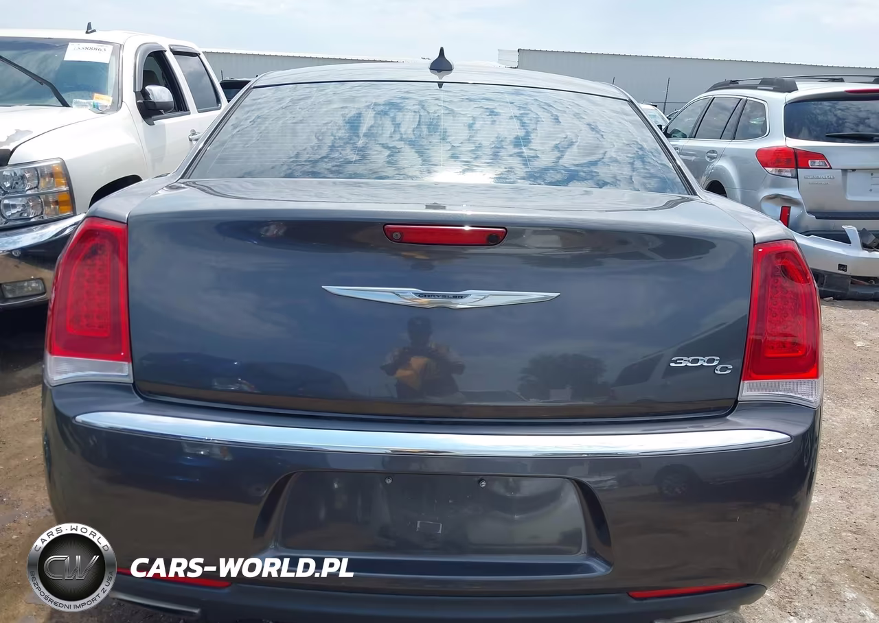 2016 Chrysler 300C VIN:2C3CCAEG3GH151893 - 15
