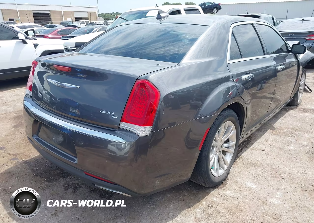 2016 Chrysler 300C VIN:2C3CCAEG3GH151893 - 4