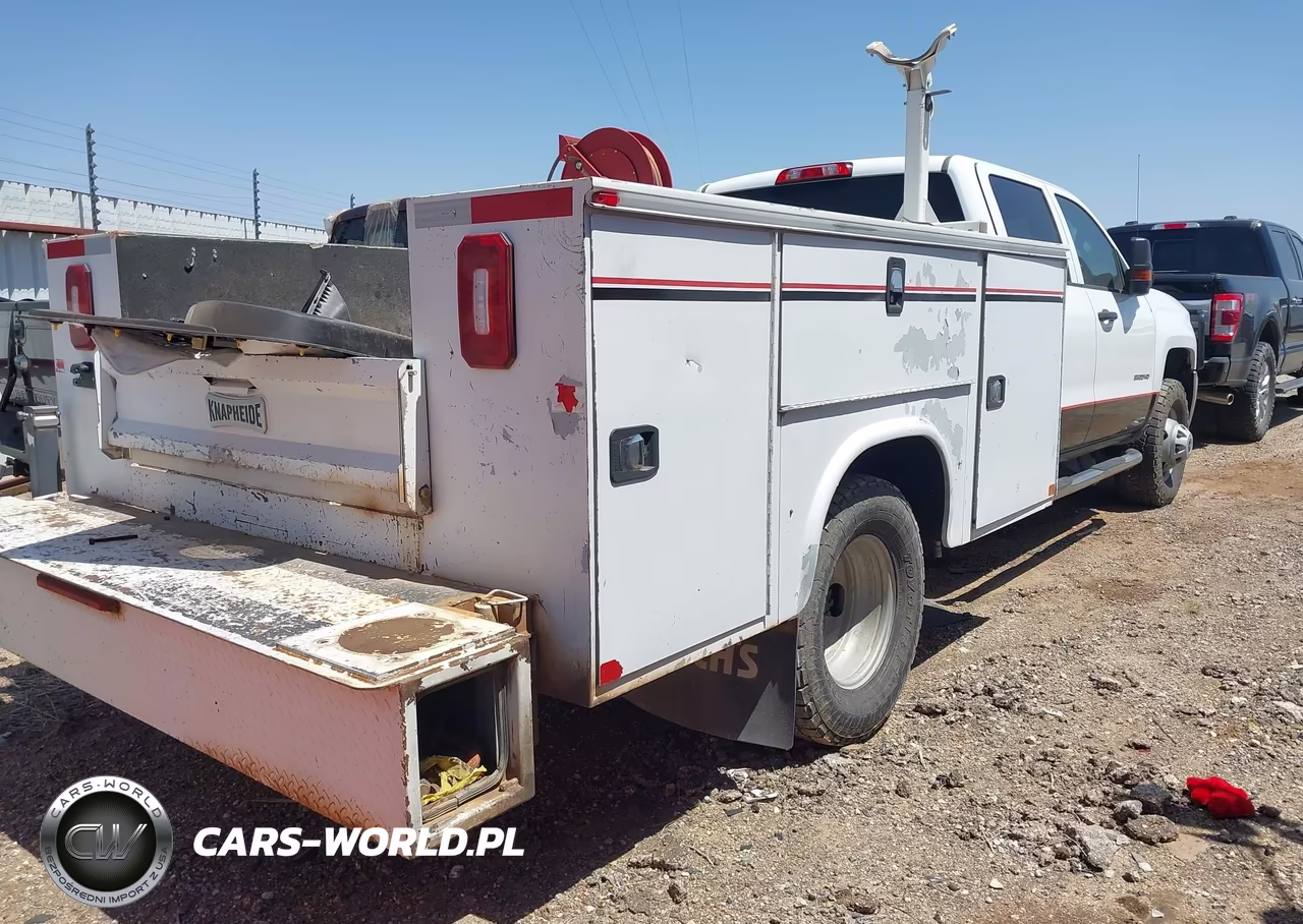 2018 Chevrolet Silverado 3500Hd Chassis Wt VIN:1GB4KYCY7JF261706 - 4