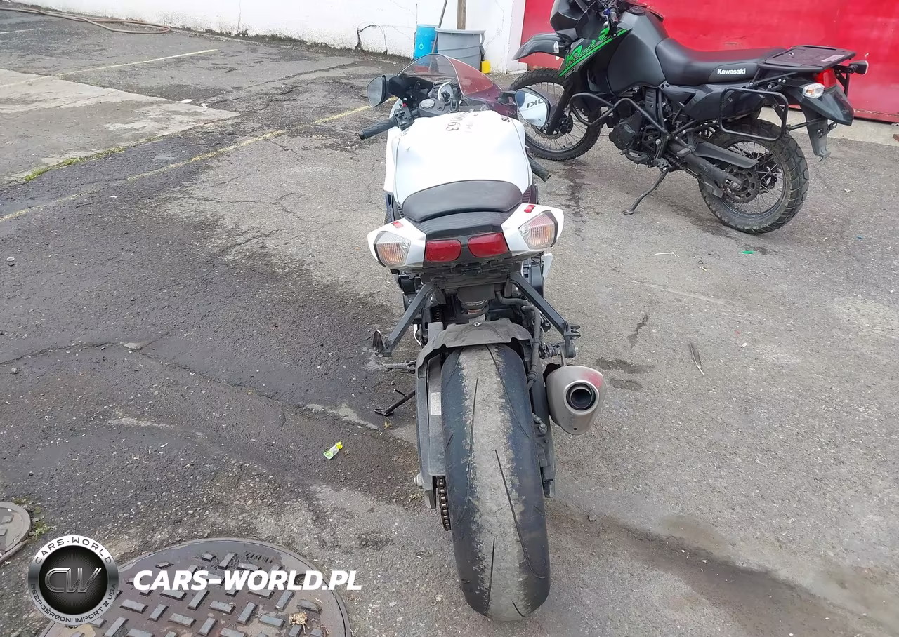 2023 Suzuki Gsx-R600 VIN:JS1GN7FA8P7100318 - 6