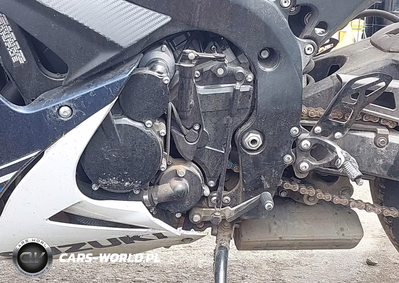 2023 Suzuki Gsx-R600 VIN:JS1GN7FA8P7100318 - 9