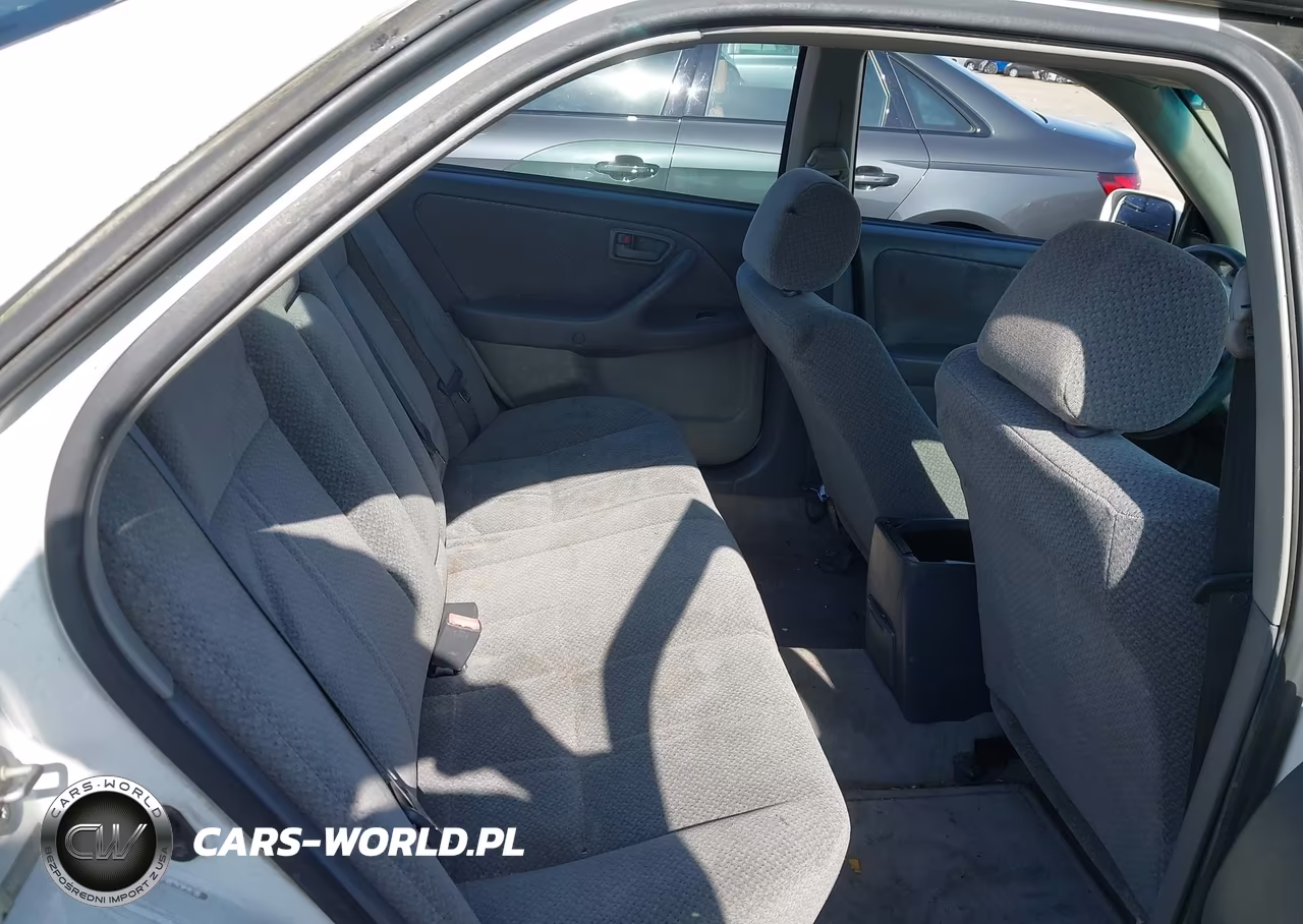 2001 Toyota Camry Le VIN:JT2BG22K610545466 - 8