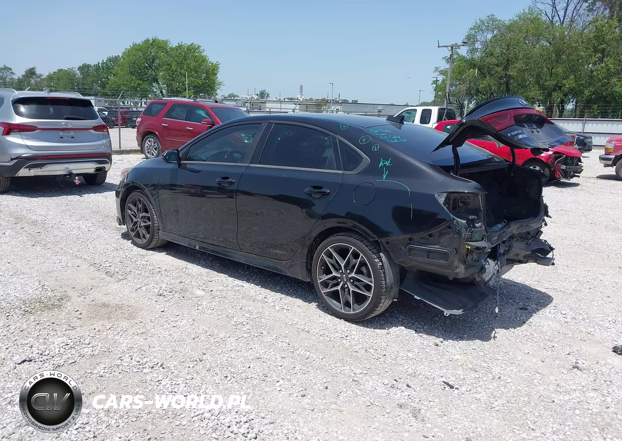 2021 Kia Forte Gt-Line VIN:3KPF34AD7ME360342 - 3