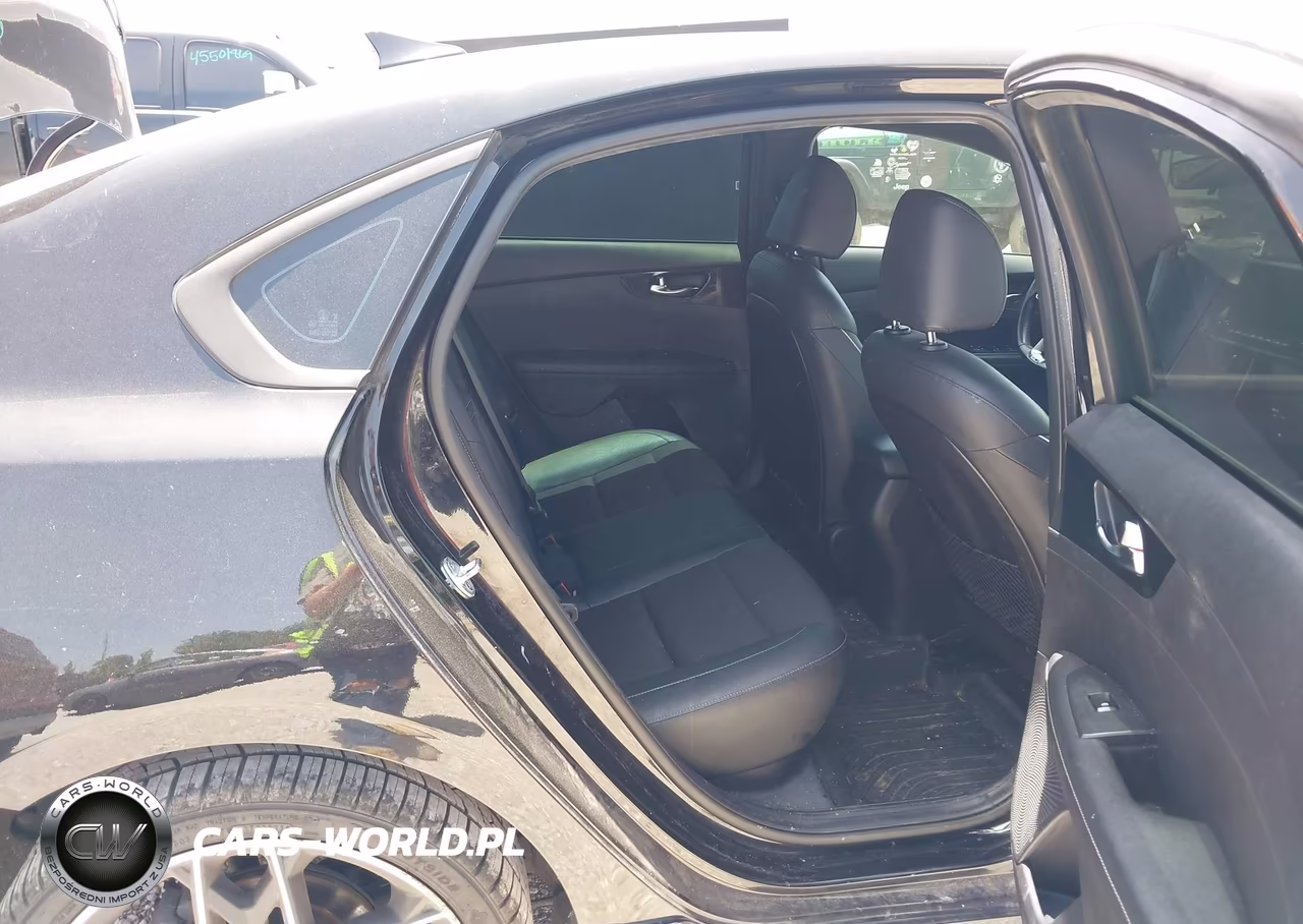 2021 Kia Forte Gt-Line VIN:3KPF34AD7ME360342 - 8