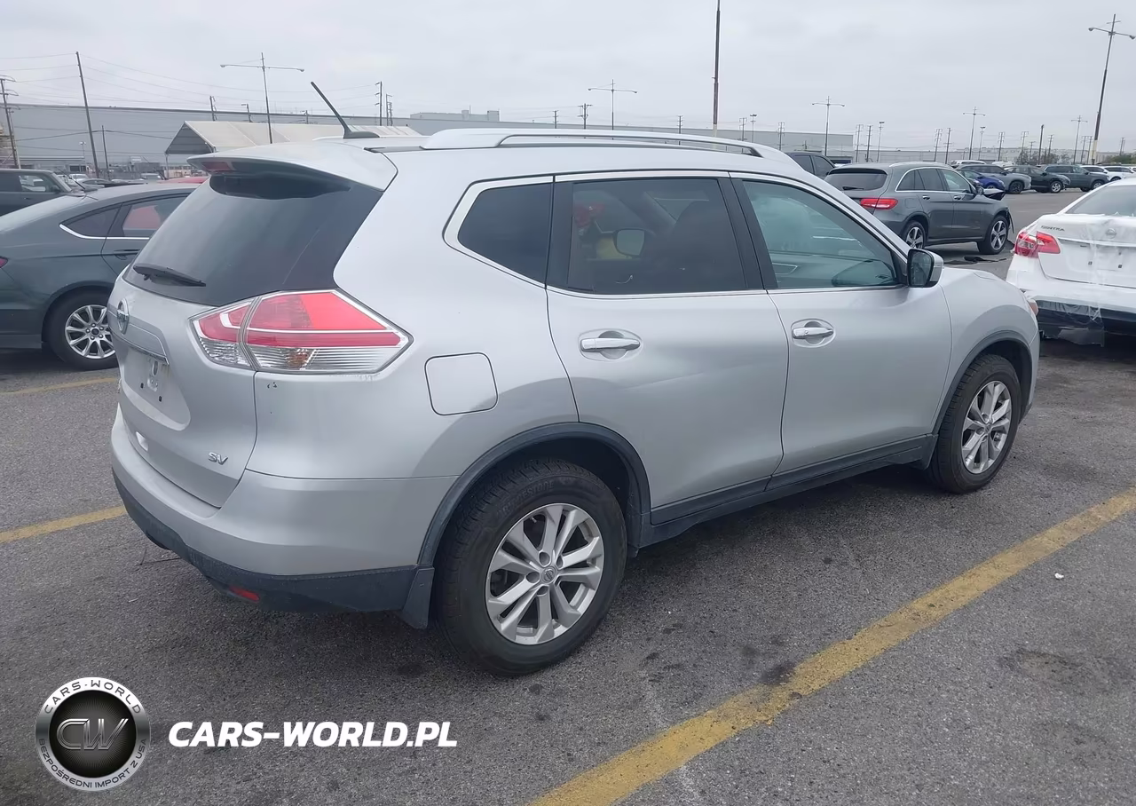 2015 Nissan Rogue Sv VIN:KNMAT2MT8FP515923 - 4