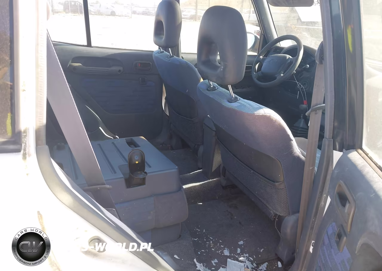 1997 Toyota Rav4 VIN:JT3HP10V5V0118265 - 8