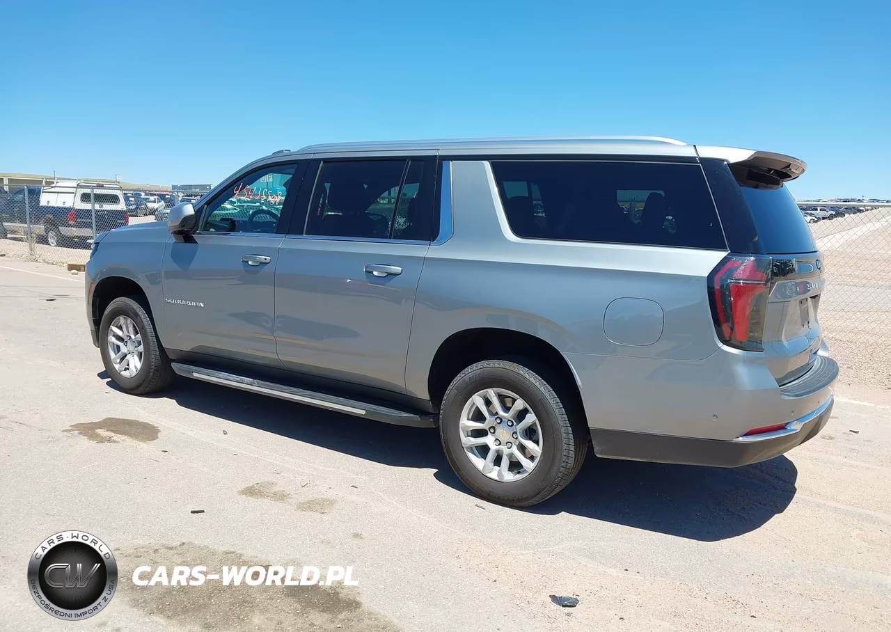 2026 Chevrolet Suburban Lt, Rwd VIN:1GNS5CKD6TR136829 - 3
