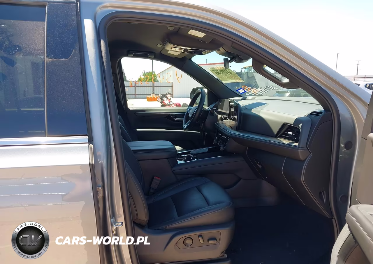 2026 Chevrolet Suburban Lt, Rwd VIN:1GNS5CKD6TR136829 - 5