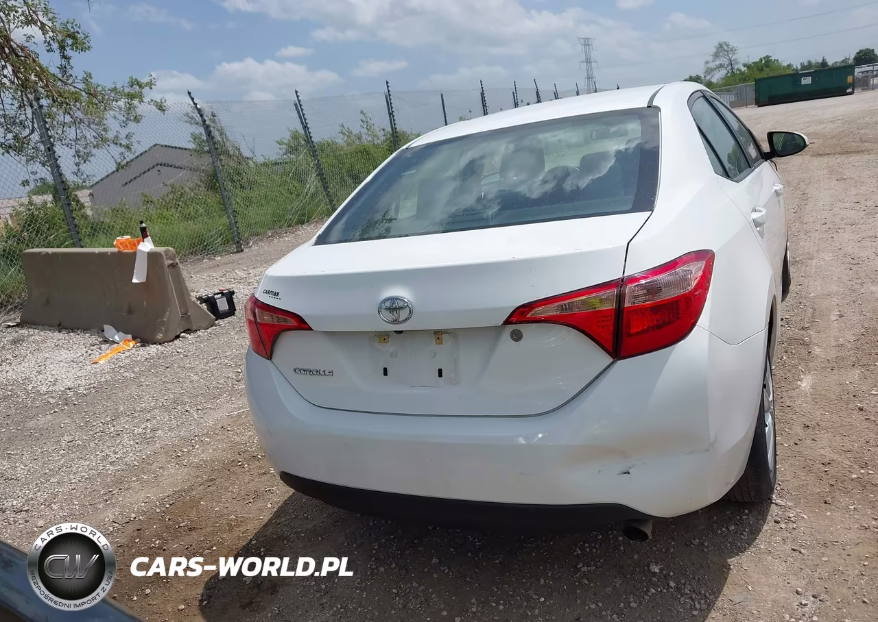 2018 Toyota Corolla L VIN:2T1BURHE0JC030365 - 16