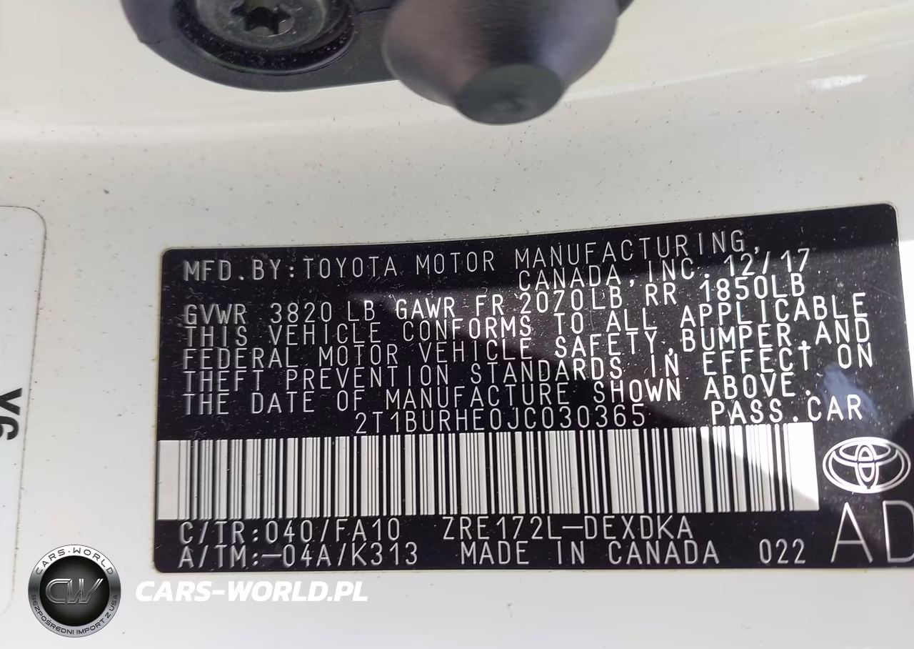 2018 Toyota Corolla L VIN:2T1BURHE0JC030365 - 9