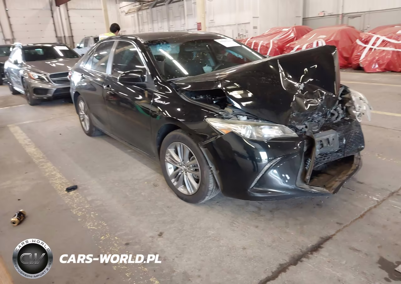 2015 Toyota Camry Hybrid Se