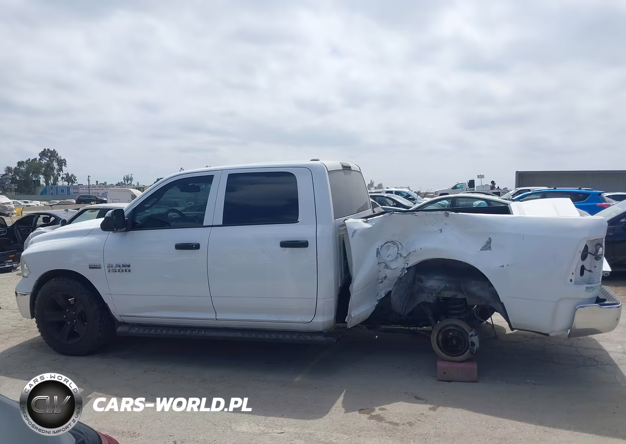 2016 Ram 1500 Tradesman VIN:1C6RR6ST0GS128543 - 15