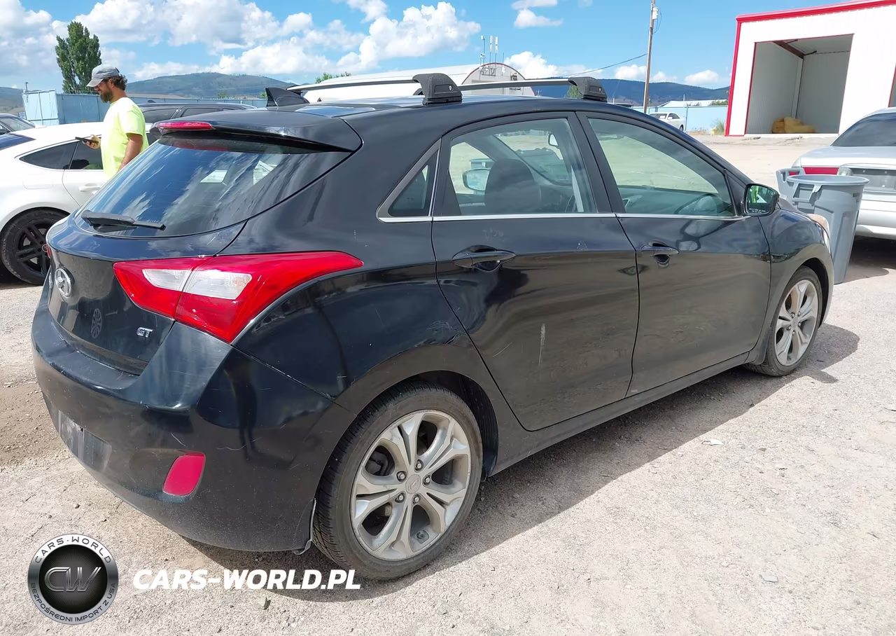 2013 Hyundai Elantra Gt VIN:KMHD35LE3DU152393 - 4