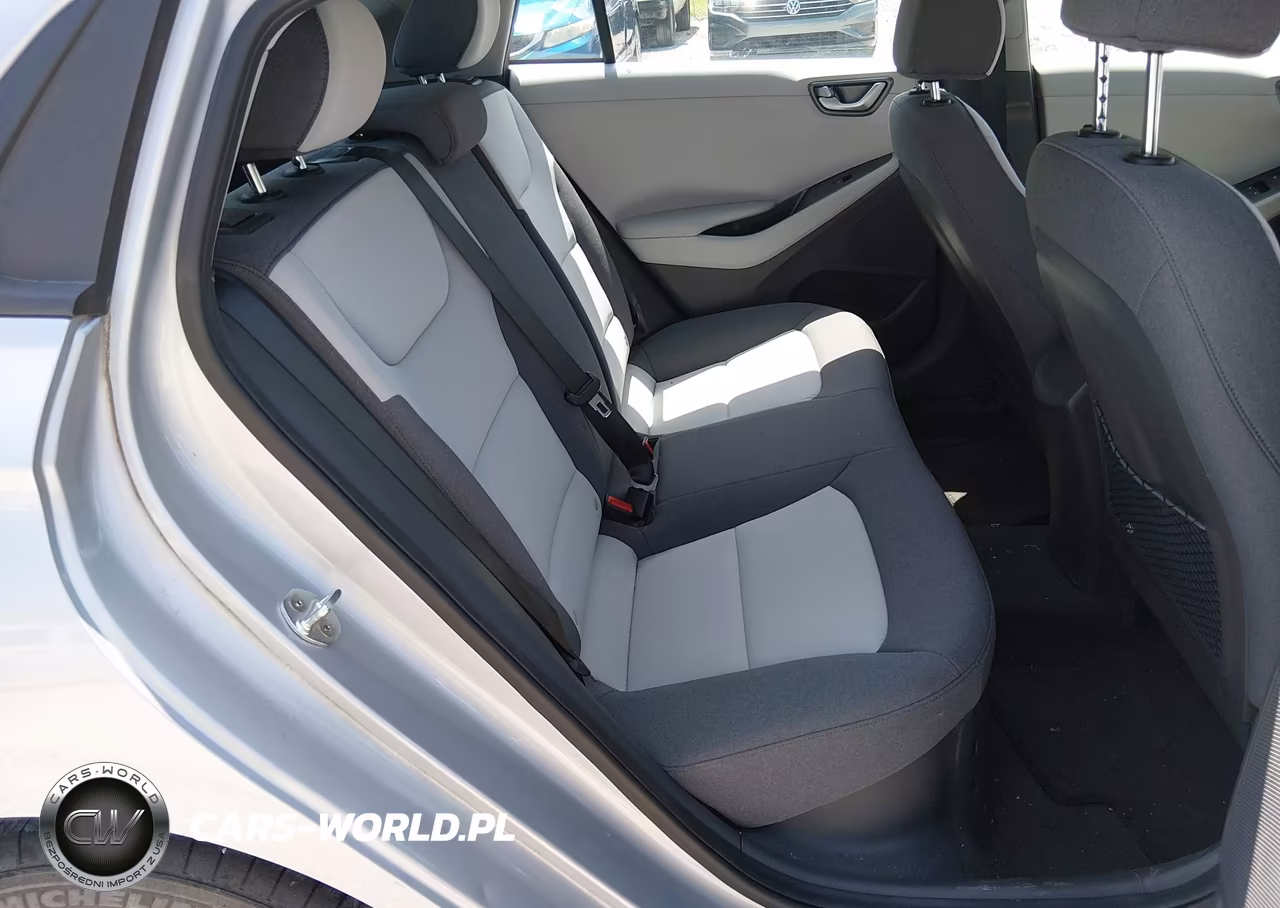 2020 Hyundai Ioniq Hybrid Blue VIN:KMHC65LC1LU220027 - 8