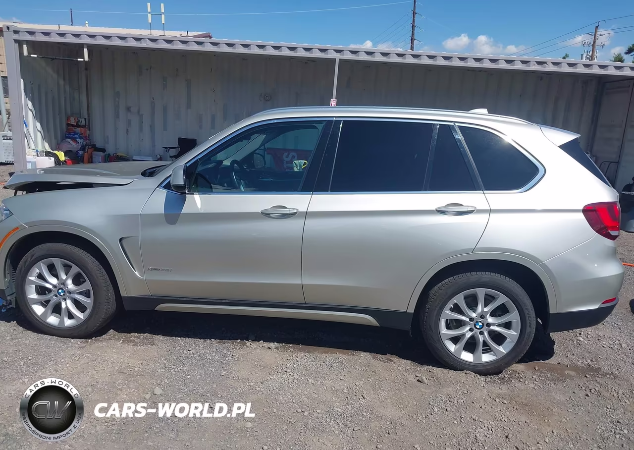 2015 BMW X5 xDrive35I VIN:5UXKR0C53F0P04528 - 14