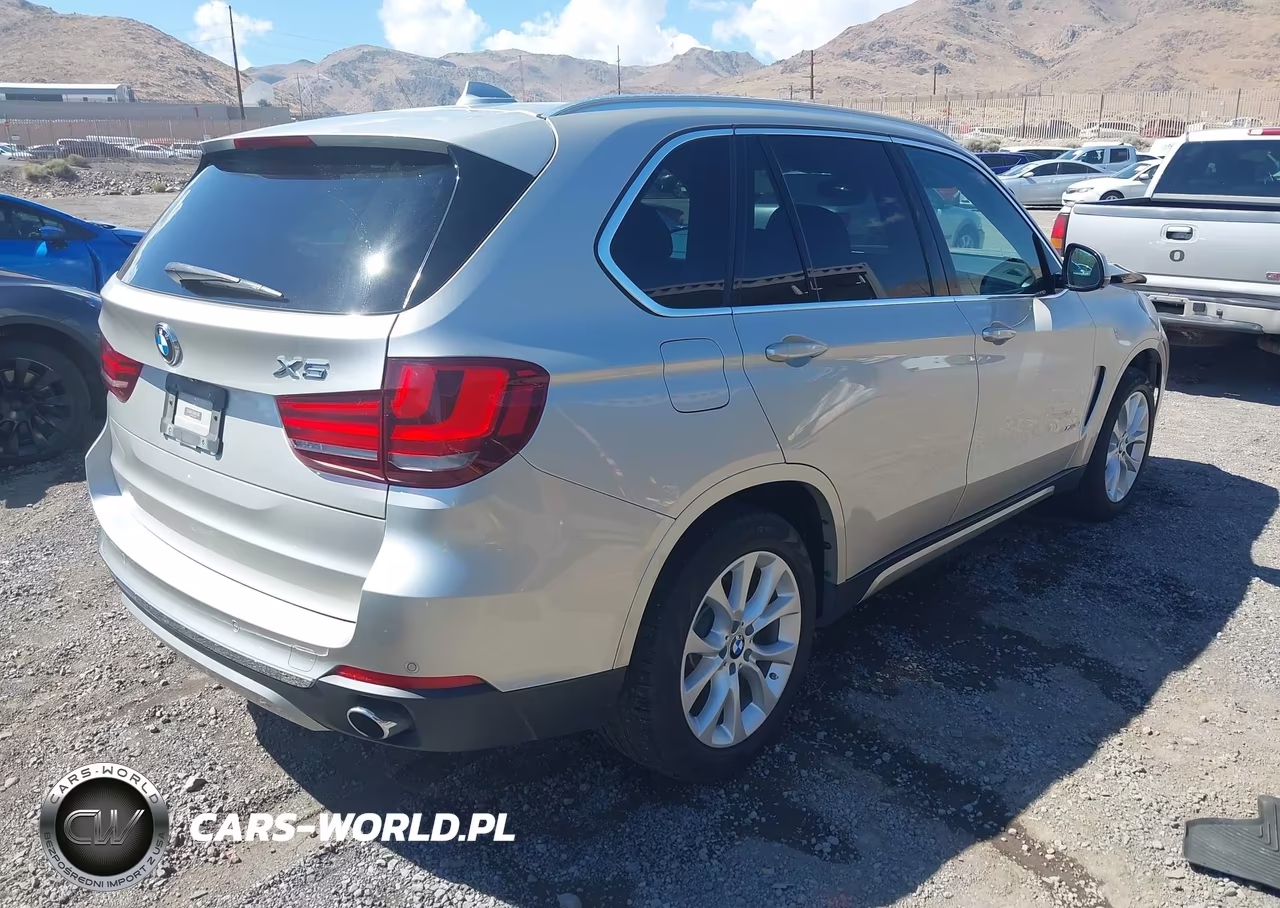 2015 BMW X5 xDrive35I VIN:5UXKR0C53F0P04528 - 4