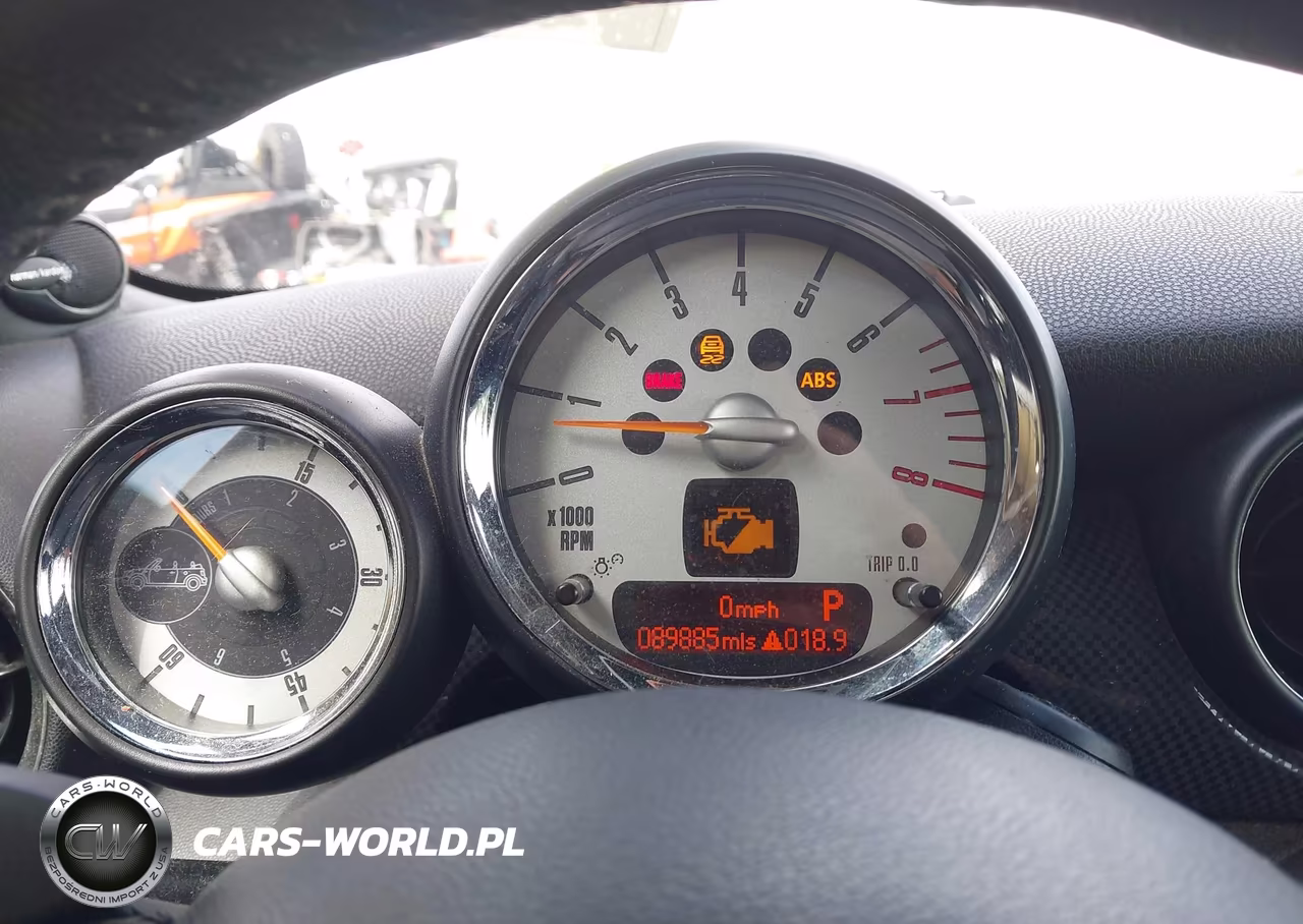 2011 Mini Cooper S VIN:WMWZP3C55BT249033 - 7