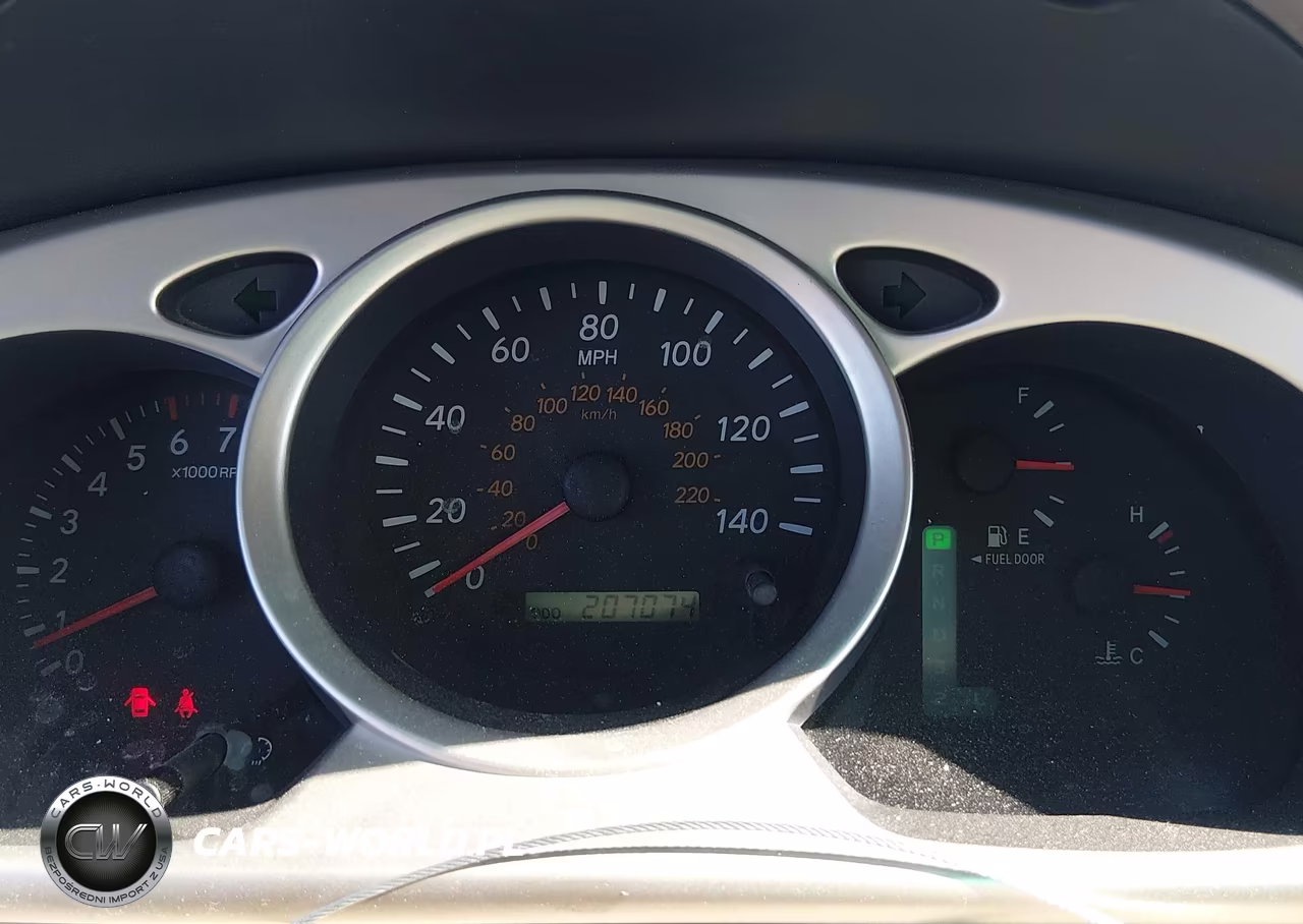 2007 Toyota Highlander V6 (2 Rows) (A5) VIN:JTEGP21A170132266 - 7